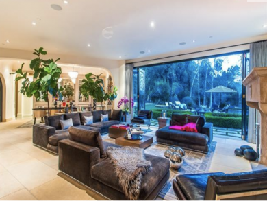 Malibu Luxury Gated Estate Vacation Home